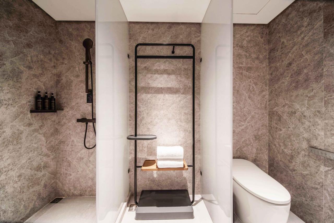Hotel Urcove By Hyatt Wujiaochang 4*